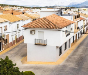 Arcadia Centro de Andalucía, Encinas Reales